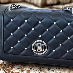 Elegant Black Quilted Handbag